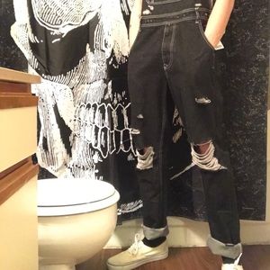 BDG Black overalls! 32 Urban Outfitters